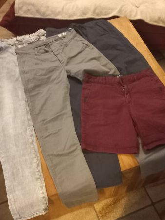 3 Pantalons et 1 bermuda 170 cm ou S homme