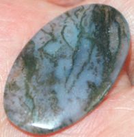 Cabochon L-5311 – Grüner Moos Achat 30x18mm 16.25 Karat