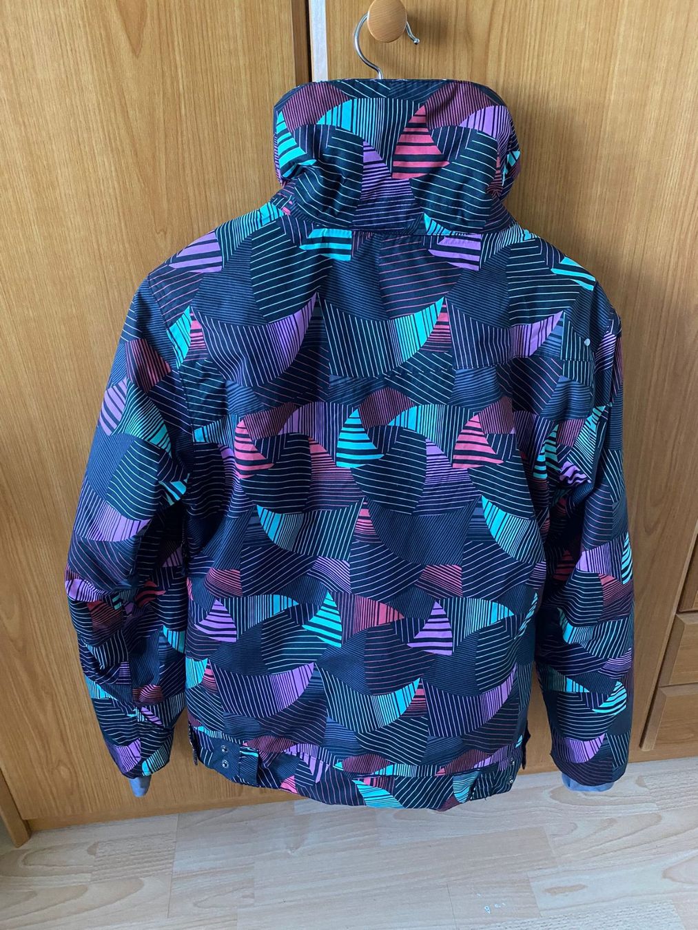 Jacken: Powerzone Winterjacke, Grösse M, bunt gemustert – Gebraucht aus Zürich von Ma_Go 6
