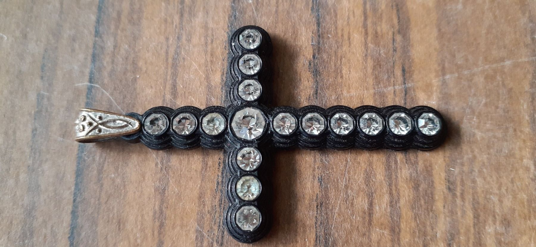 Rimorchi: Anhänger Vintage Kreuz Strass – Usato da Mörschwil venduto da wunderkiste44 5