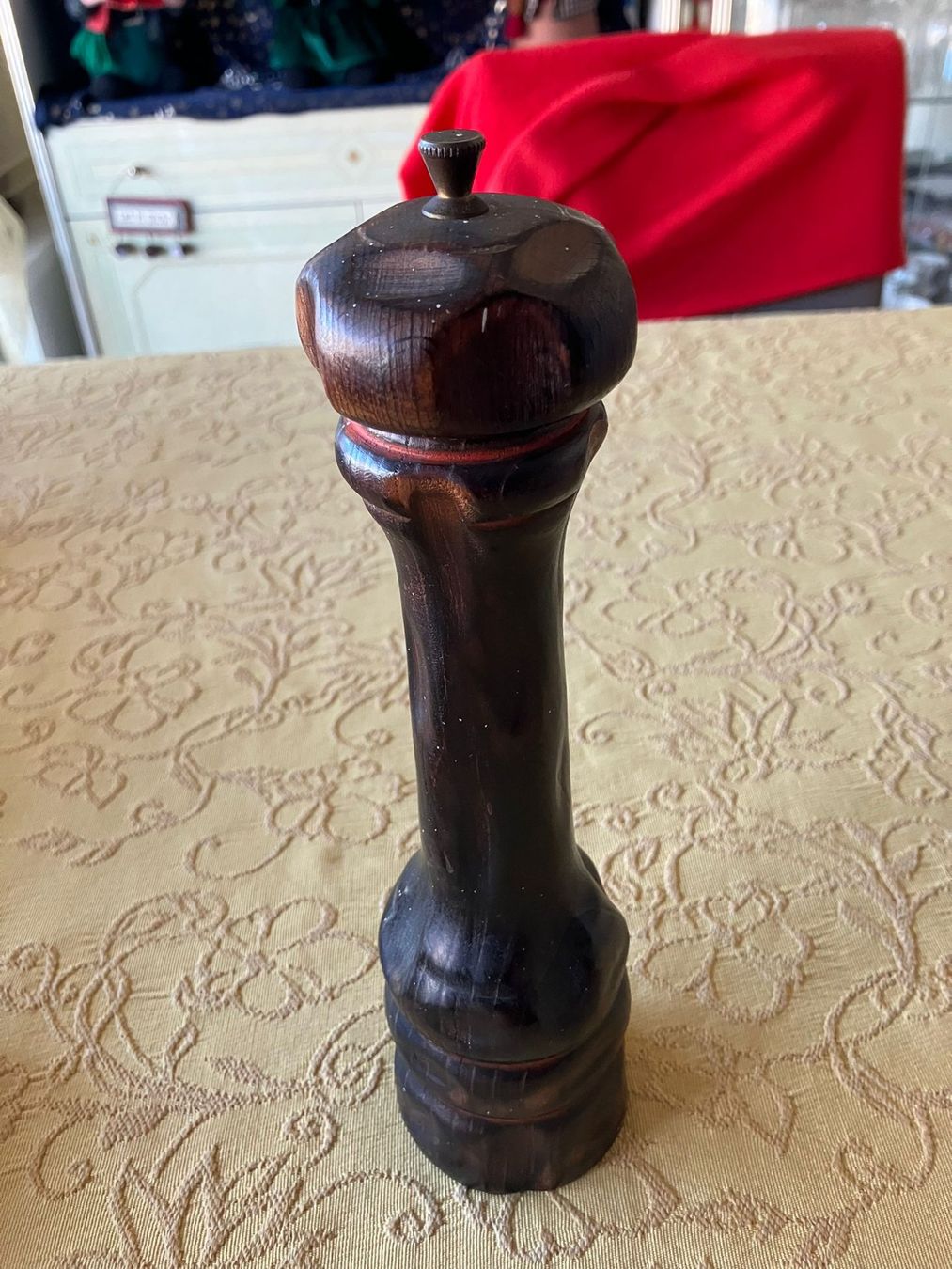 Küchengeräte: Macina pepe in legno scuro – Gebraucht aus Melano von H-Sara