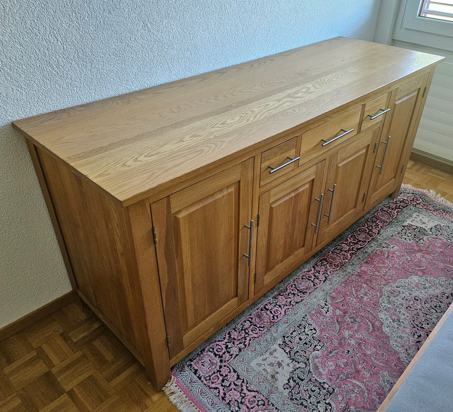 Cassettiere: Massives Eichenholz Sideboard Kommode Anrichte natur geölt – Usato da Dietikon venduto da erdbeeren 3