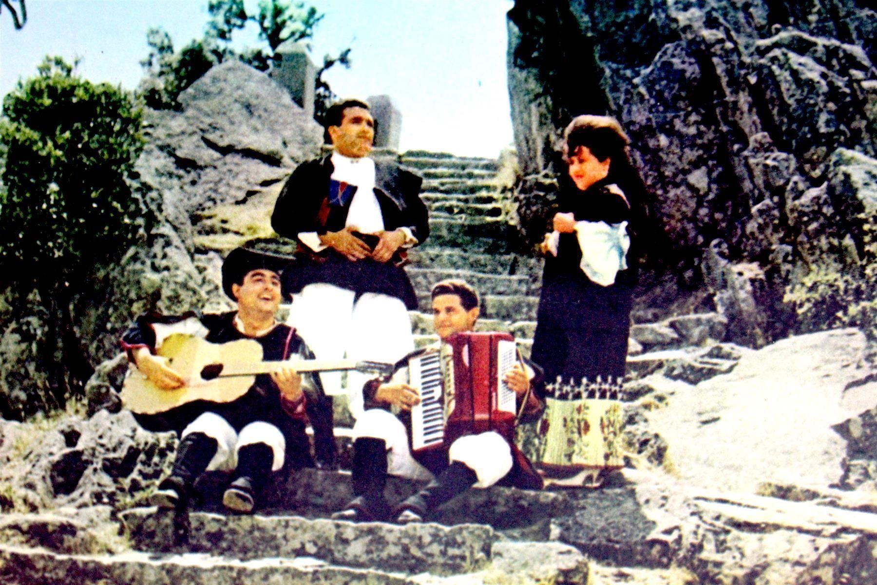 CD: GIOVANNI MORETTO: Nuoro Canta – Usato da Bern venduto da kultiges