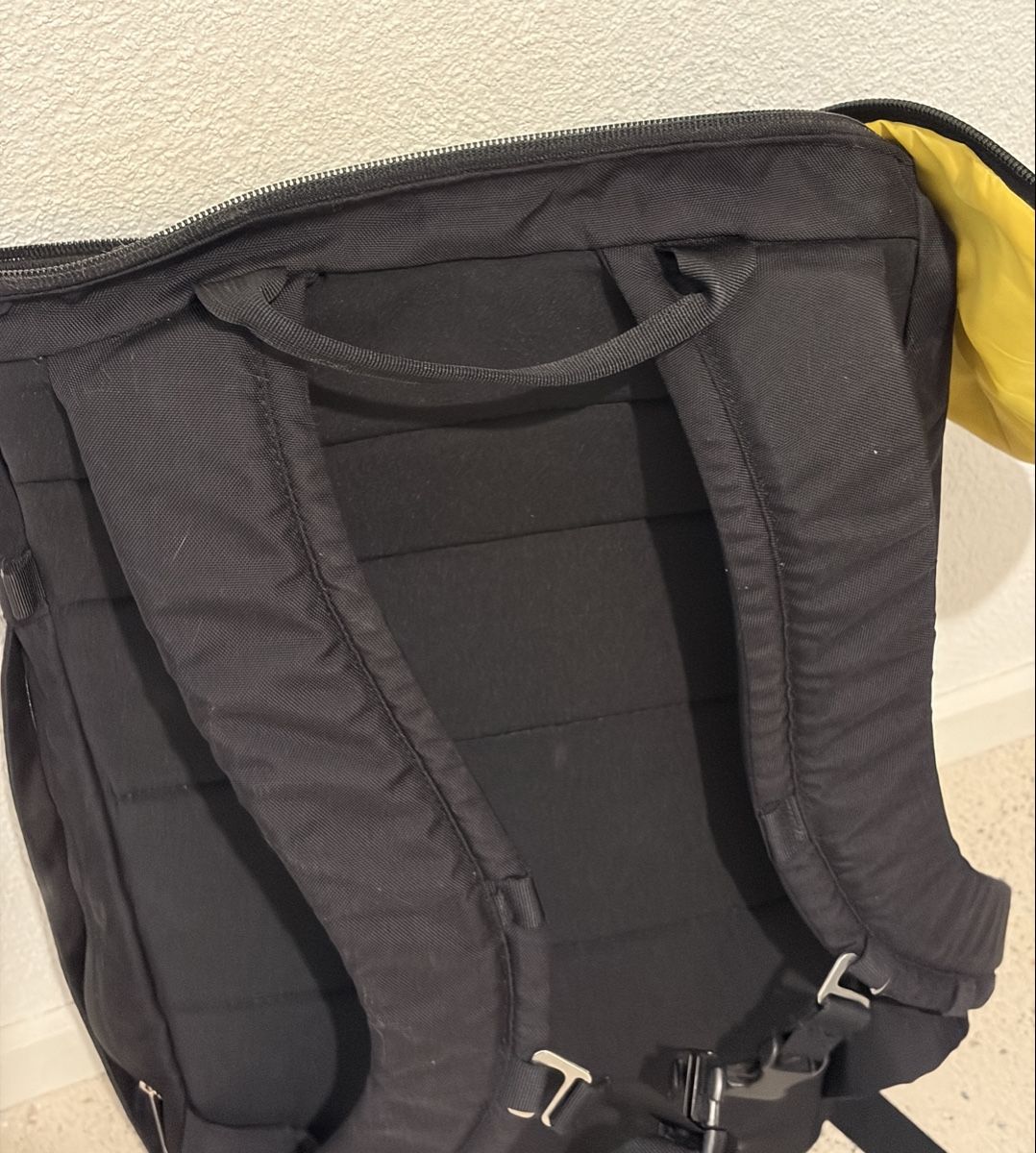 Zaini: INDIZ Rucksack schwarz – Usato da Zürich venduto da Lluethi 1
