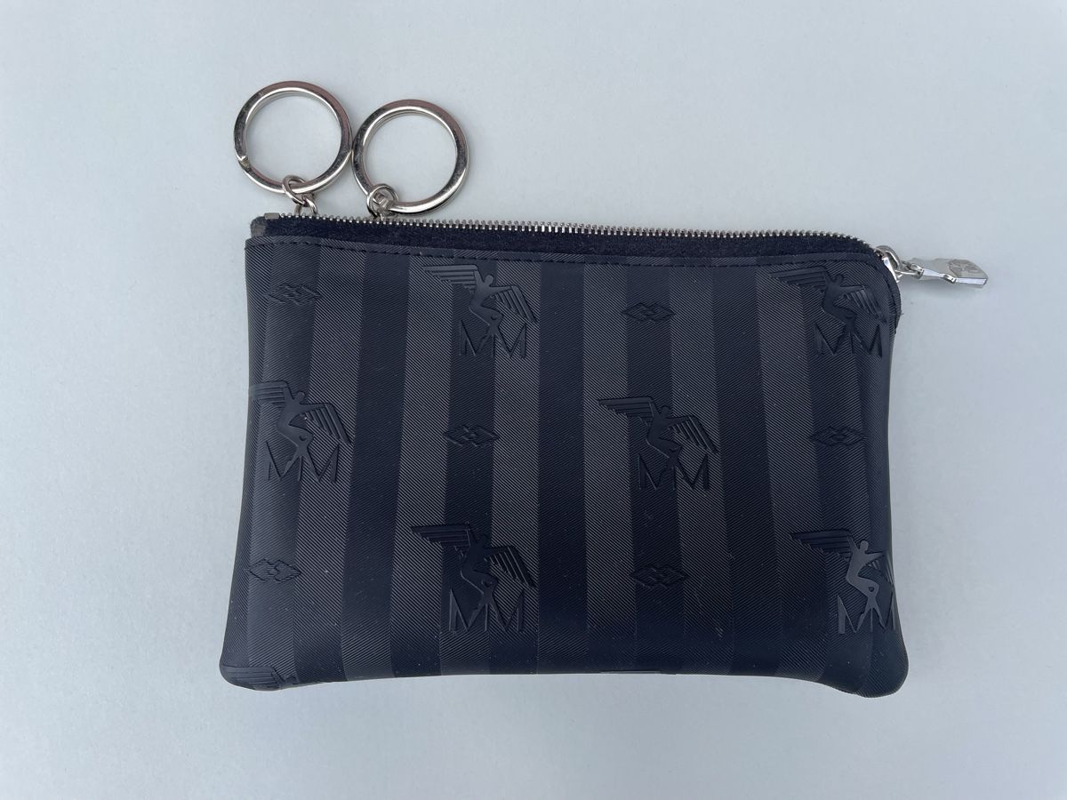 Altro in  Abbigliamento & Accessori: Maison Mollerus Schlüsseletui schwarz-silber – Usato da Schlieren venduto da mar_8rfb