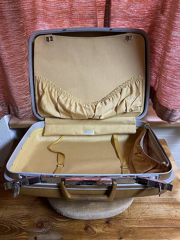 Valigie: Hartschalenkoffer Samsonite shilouette – Usato da Cazis venduto da arinba 2