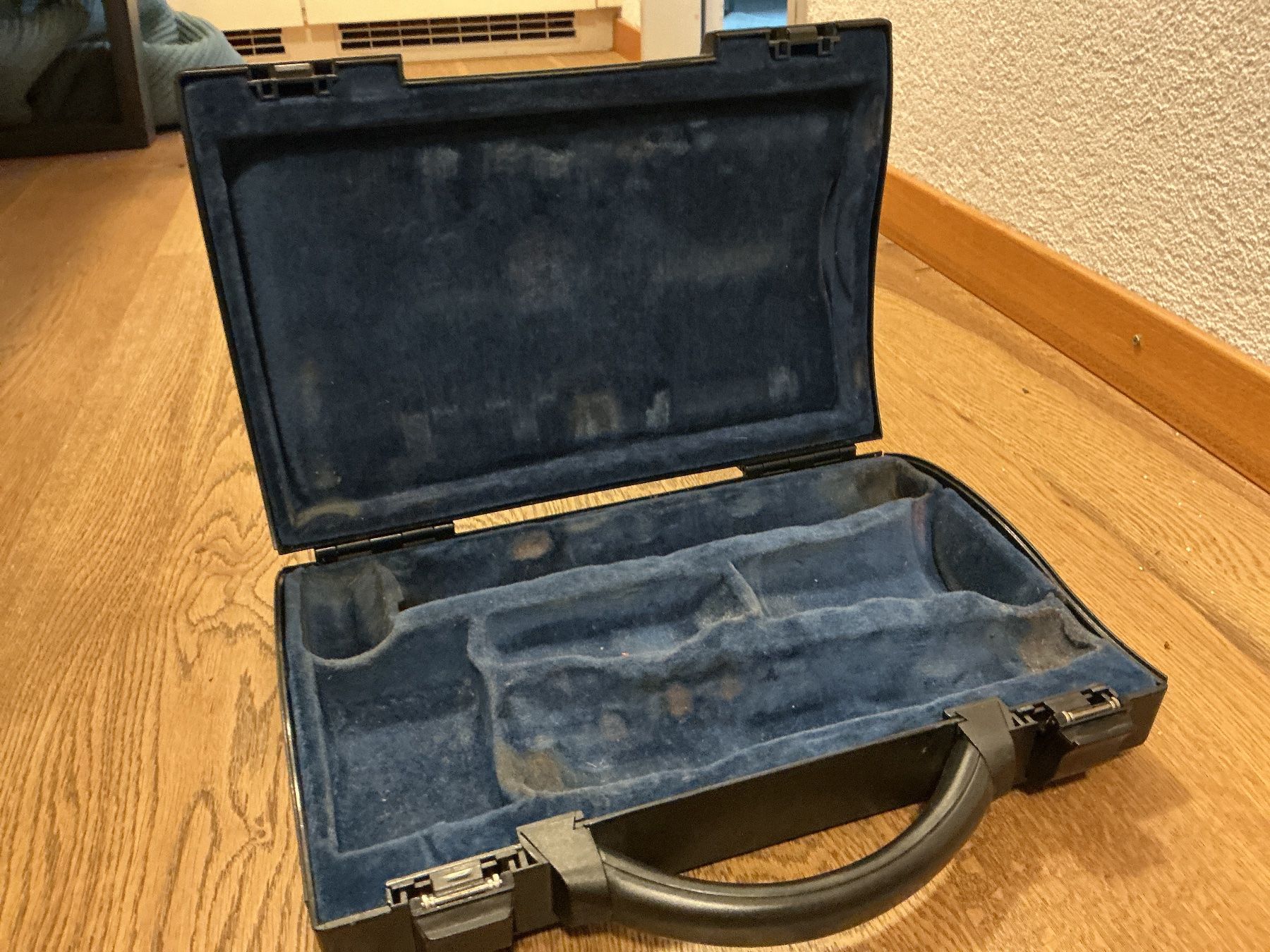 Valigie: Klarinettenkoffer – Usato da Romanshorn venduto da RibauxM 1