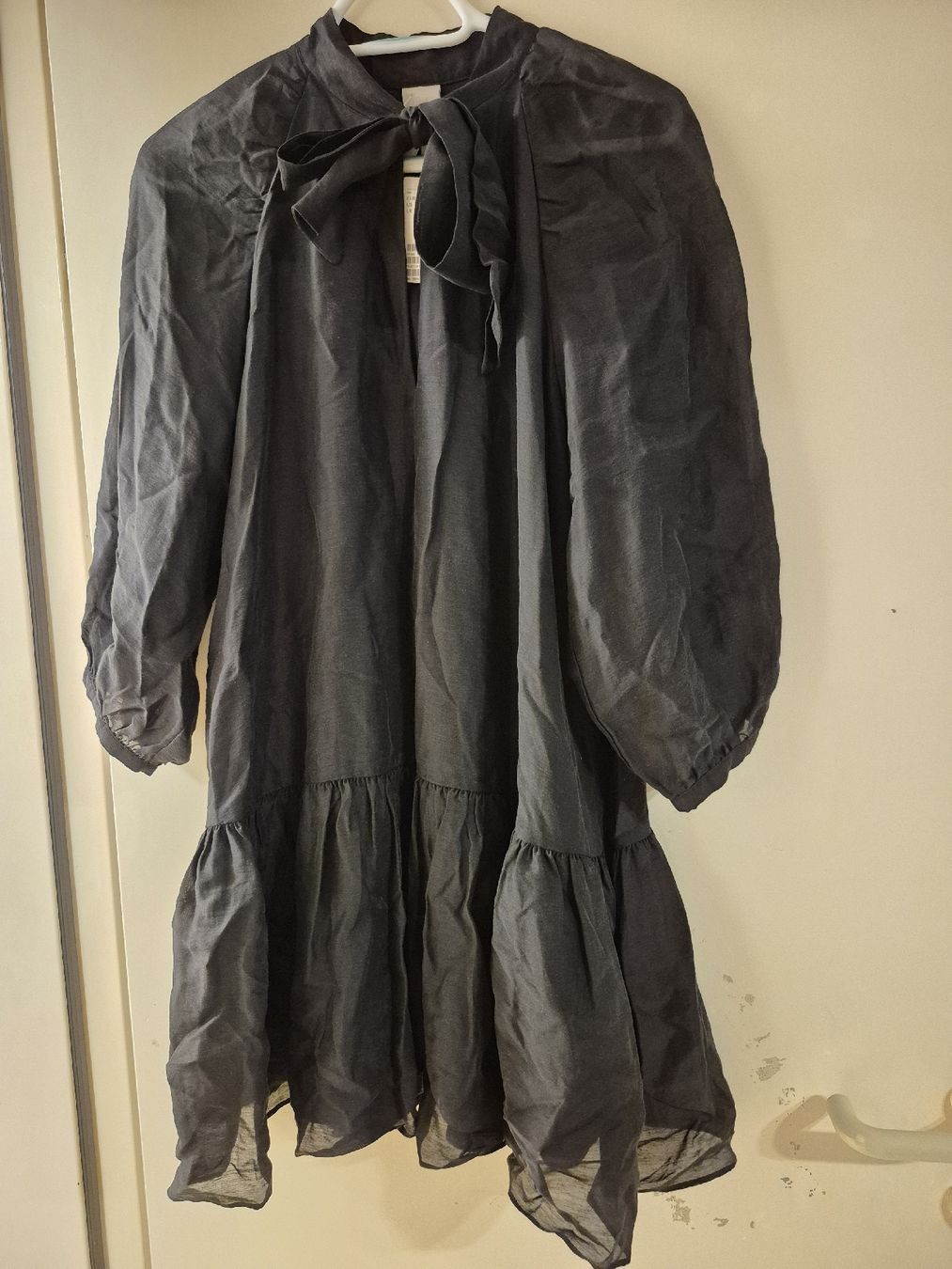 H&M Vestiti: H&M Kleid schwarz grösse 42 – Usato da Schöfflisdorf venduto da kin_2dp9 1