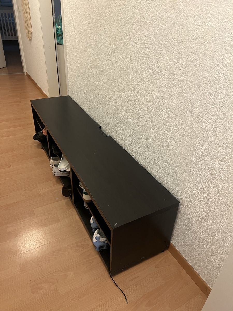 Ikea TV Möbel: Ikea Fernsehkommode  – Gebraucht aus Altenrhein von mae_28wr