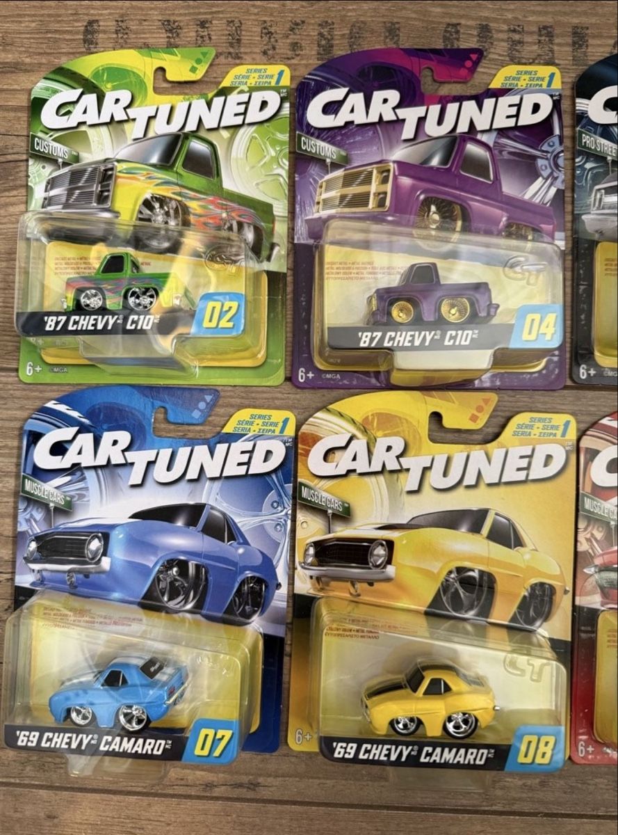 Modellini d'auto: Car-Tuned Miniaturauto-Sammlung 1:64 – Nuovo e nell'imballaggio originale da Sutz venduto da mtechcab 1