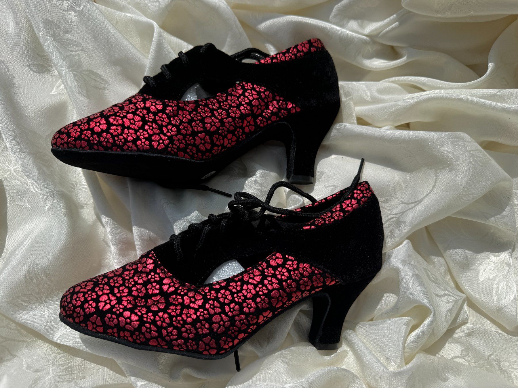 Scarpe da donna: Damen-Tanzschuhe Größe 35 - NEU – Usato da Vacallo venduto da cri_229f 1