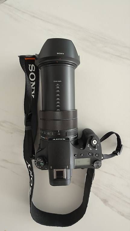 Kamera: Sony DMC-RX10M lll Mark 3 (Brigde) – Gebraucht aus Glattpark(Opfikon) von Lydique 1