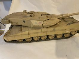 RC Panzer Leopard 2A6 Tamiya