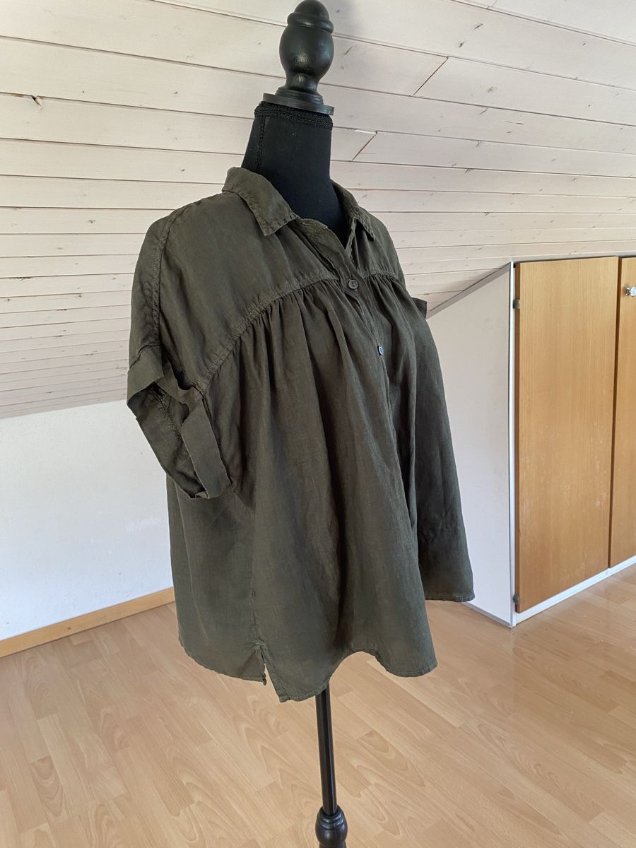 Camicette: Velvet Graham Spencer Bluse Olive Gr. M – Usato da Buochs venduto da H16 2