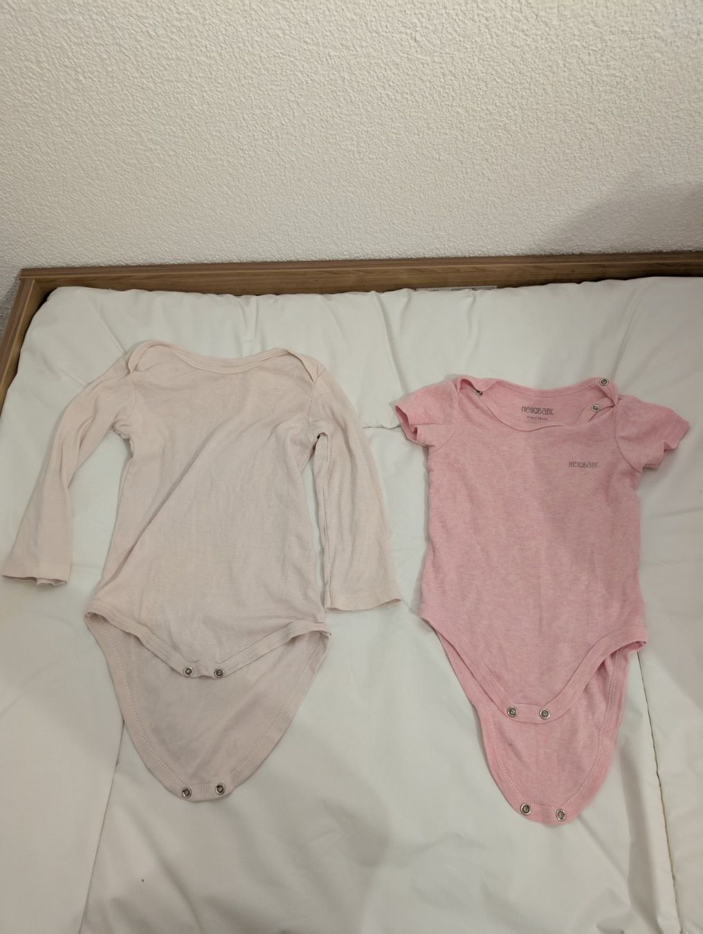 Biancheria intima: vier Baby Bodys – Usato da Buchs ZH venduto da nudle10 7