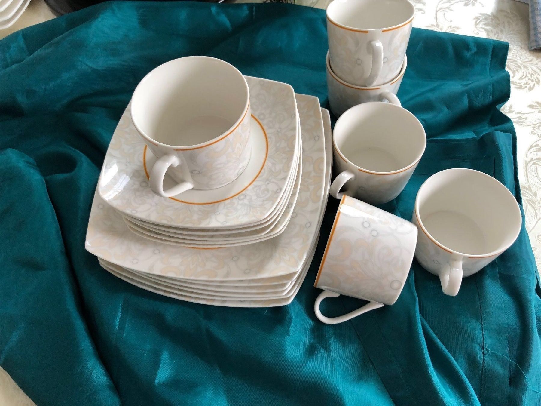 Set di piatti: Verso design    Kaffeetassen/ Dessert  Rapidverkauf – Nuovo (secondo la descrizione) da Frauenfeld venduto da Waldtaube53