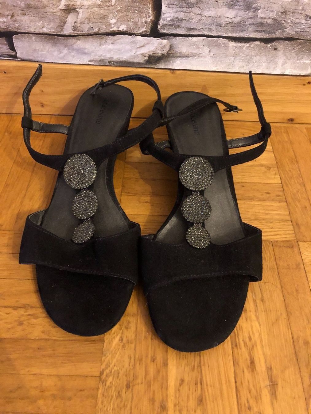 Scarpe da donna: Sandale schwarz Gr. 38 – Usato da Wettingen venduto da Hasta80