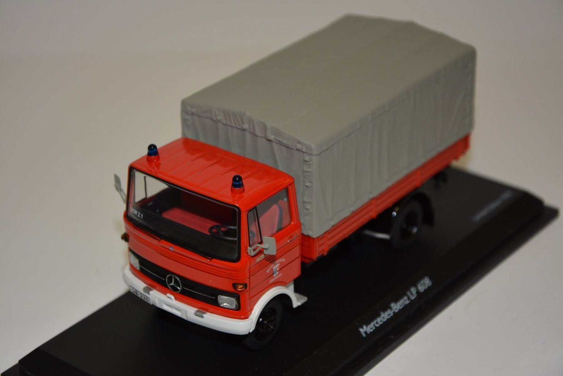 Mercedes-Benz Modellini d'auto: Mercedes-Benz LP 608 Pritsche/Plane 1:43 – Nuovo e nell'imballaggio originale da Goldach venduto da Feivel9 2