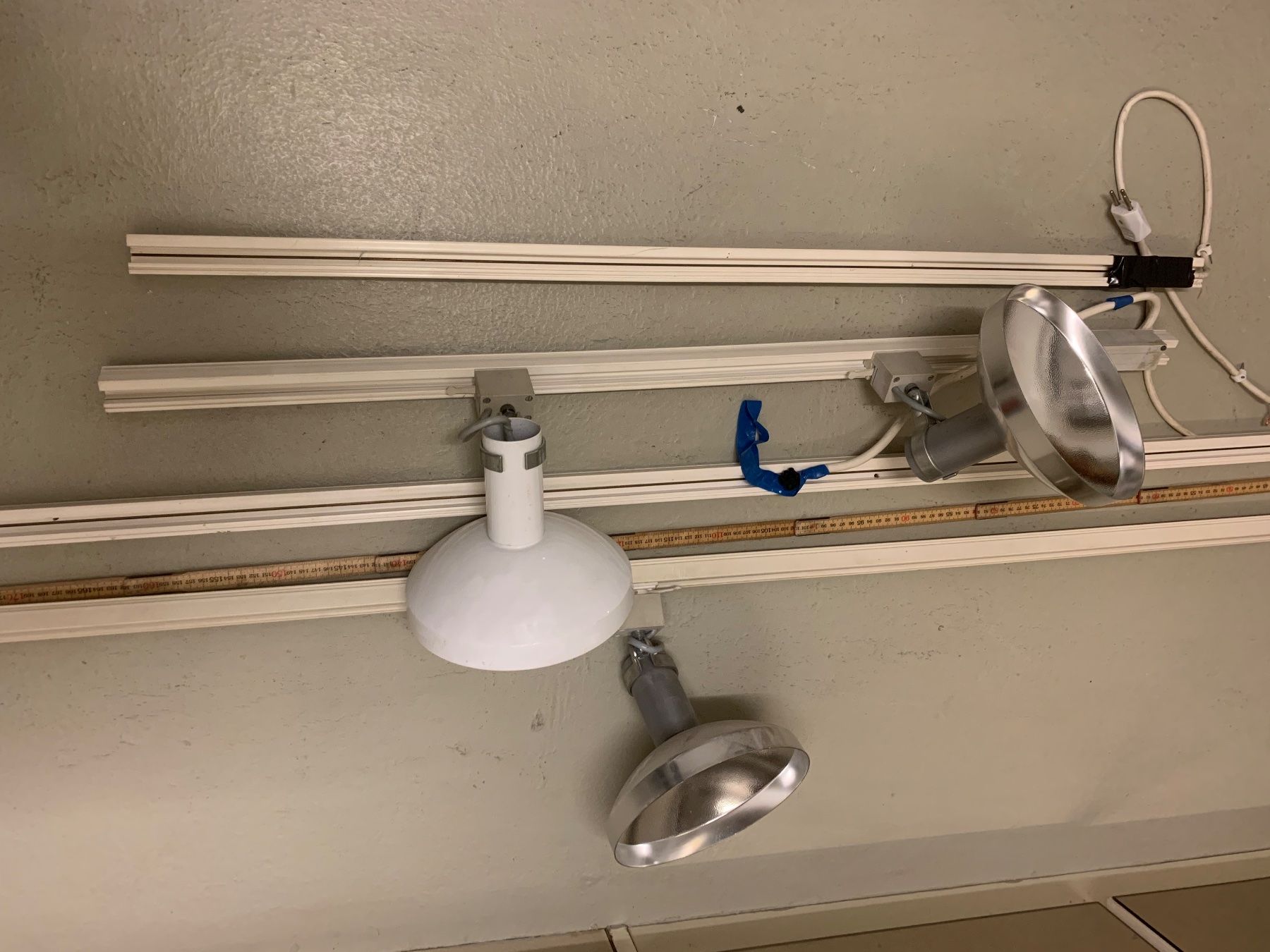 Lampadari & plafoniere: beleuchtungssystem mit stromschiene – Usato da liestal venduto da makai05 2