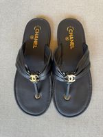 New Chanel flip-flops