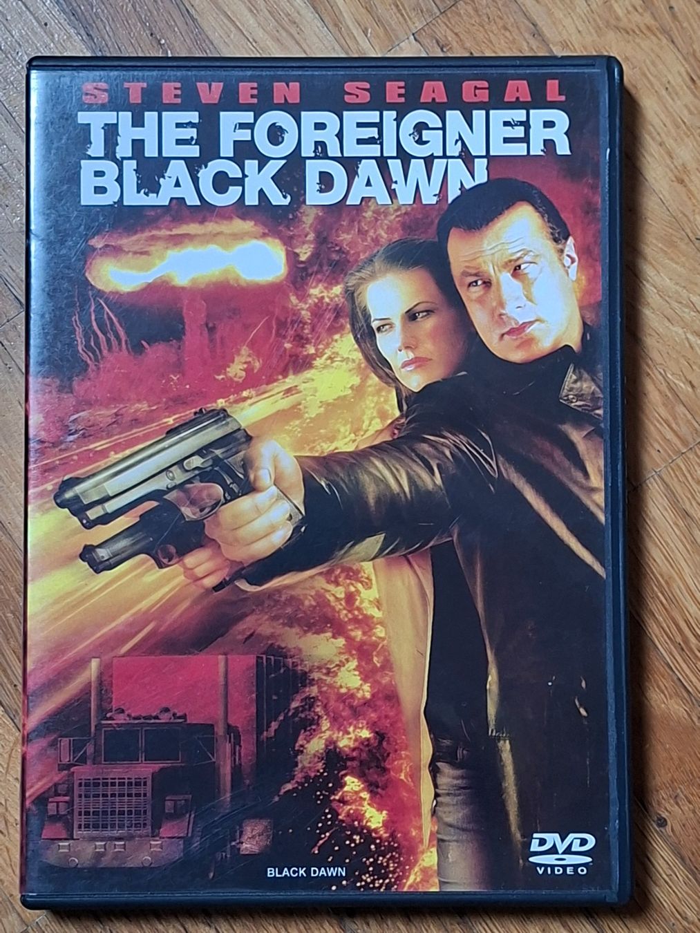 Tutti i DVDs: The Foreigner Black Dawn – Usato da Wallisellen venduto da Sawr