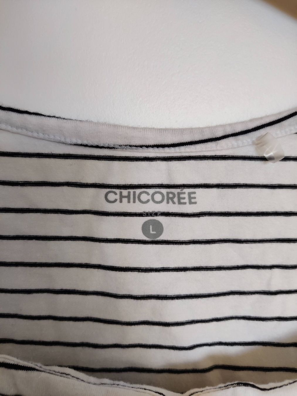T-Shirts: Schönes Crop-Top, Chicoree, Gr. L – Gebraucht aus Birmensdorf ZH von Nebuliane 2