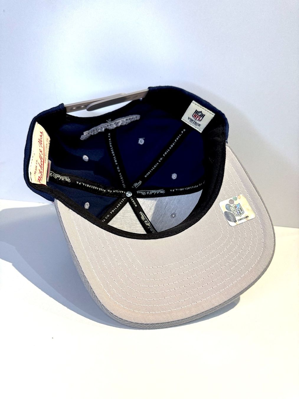 Mitchell & Ness Copricapi, berretti & cappellini: DALLAS COWBOYS MITCHELL & NESS SNAPBACK CAP HAT – Usato da Cortaillod venduto da Stay_Alive_vtg_CAP 4