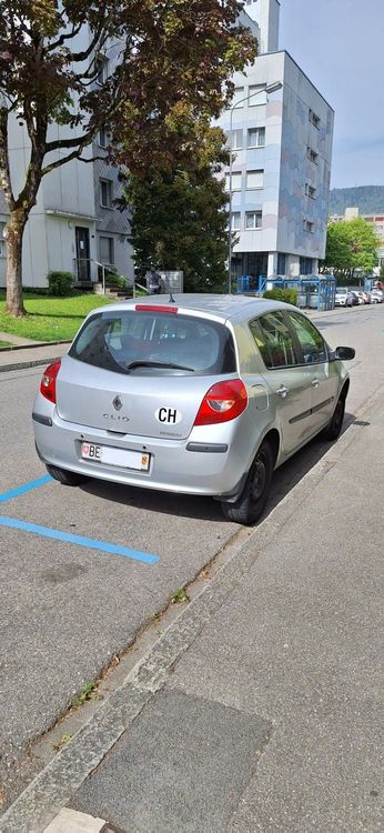 Une voiture à vendre 154,000 km automatique expertise jusque