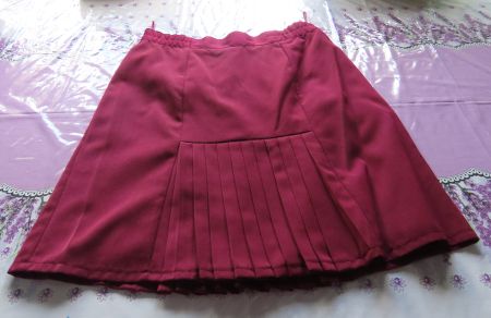 Ensemble Jupe plissée et veste bordeaux taille 42 neuf