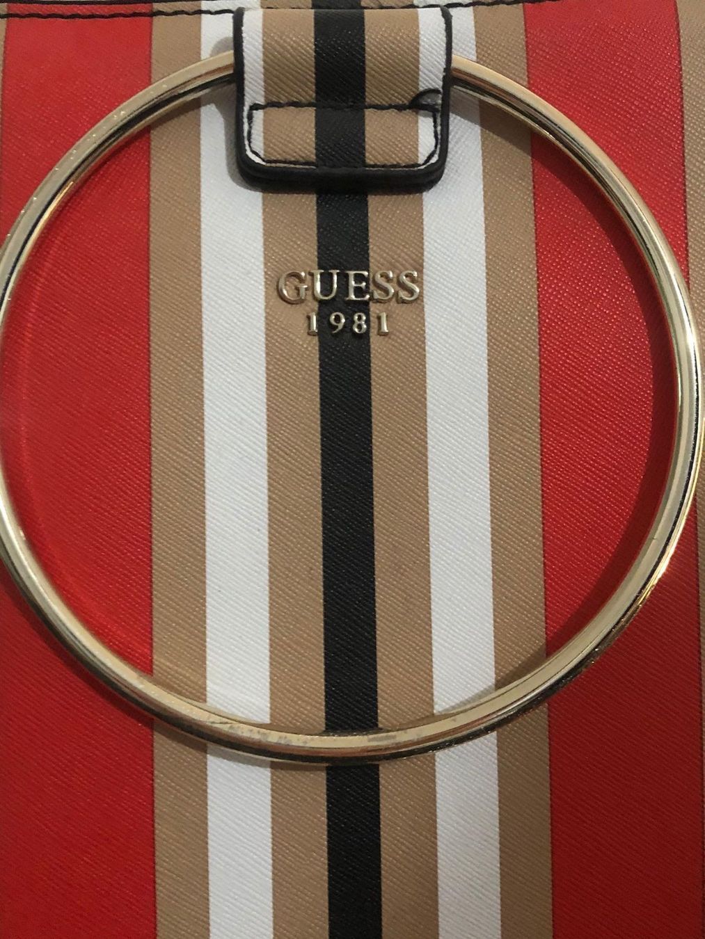 Guess Borse da donna: Guess Tasche – Usato da Biel/Bienne venduto da Bolagol9 2