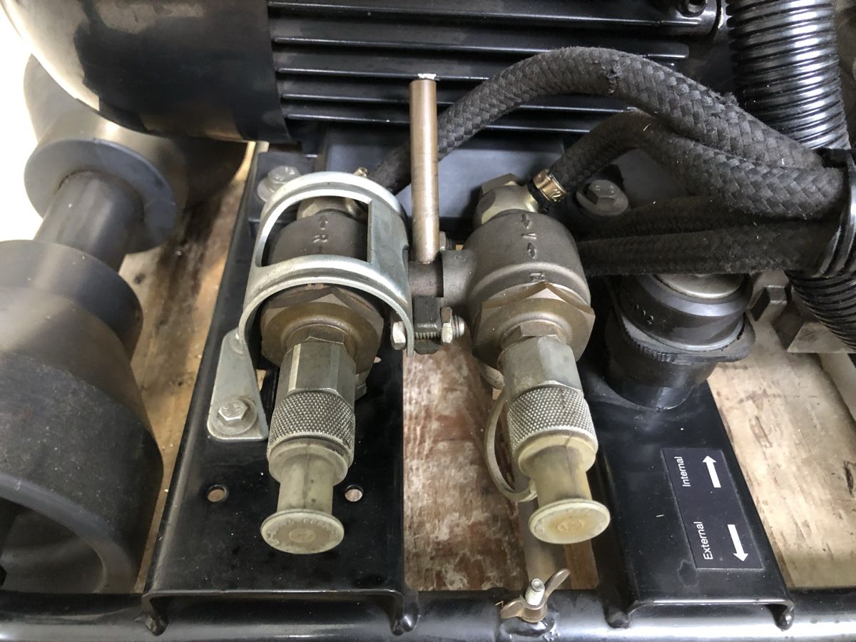 Generatori di corrente: Generator Notstrom Diesel 230V Schallschutz – Nuovo (secondo la descrizione) da Schindellegi venduto da mts8835 7