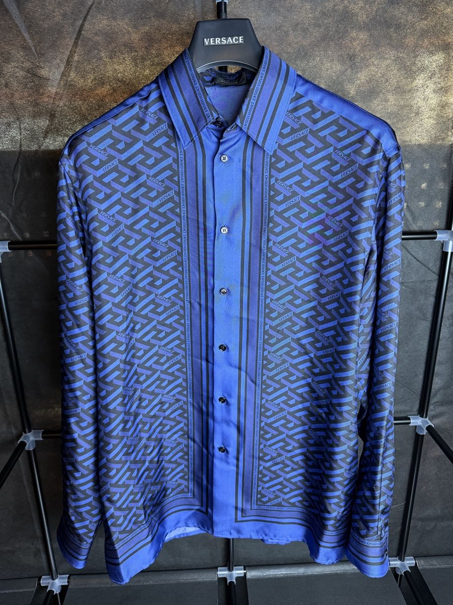 Versace Camicie: Versace Hemd Blau – Usato da Haag (Rheintal) venduto da BNMC.store