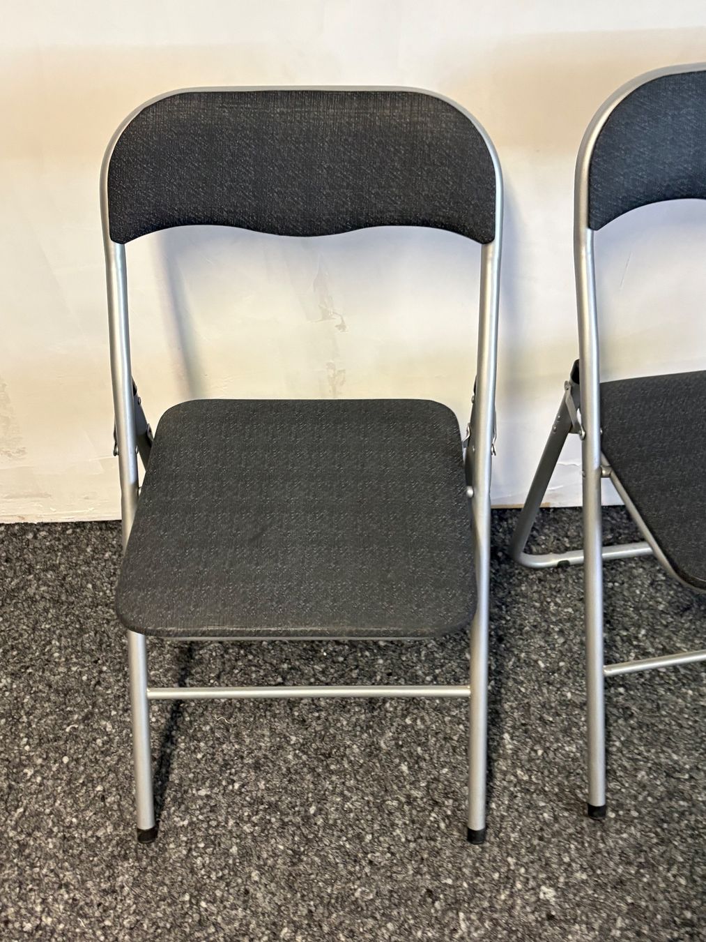 Chaises: 2 Klappstühle – D'occasion à Bern par manuschka86 1