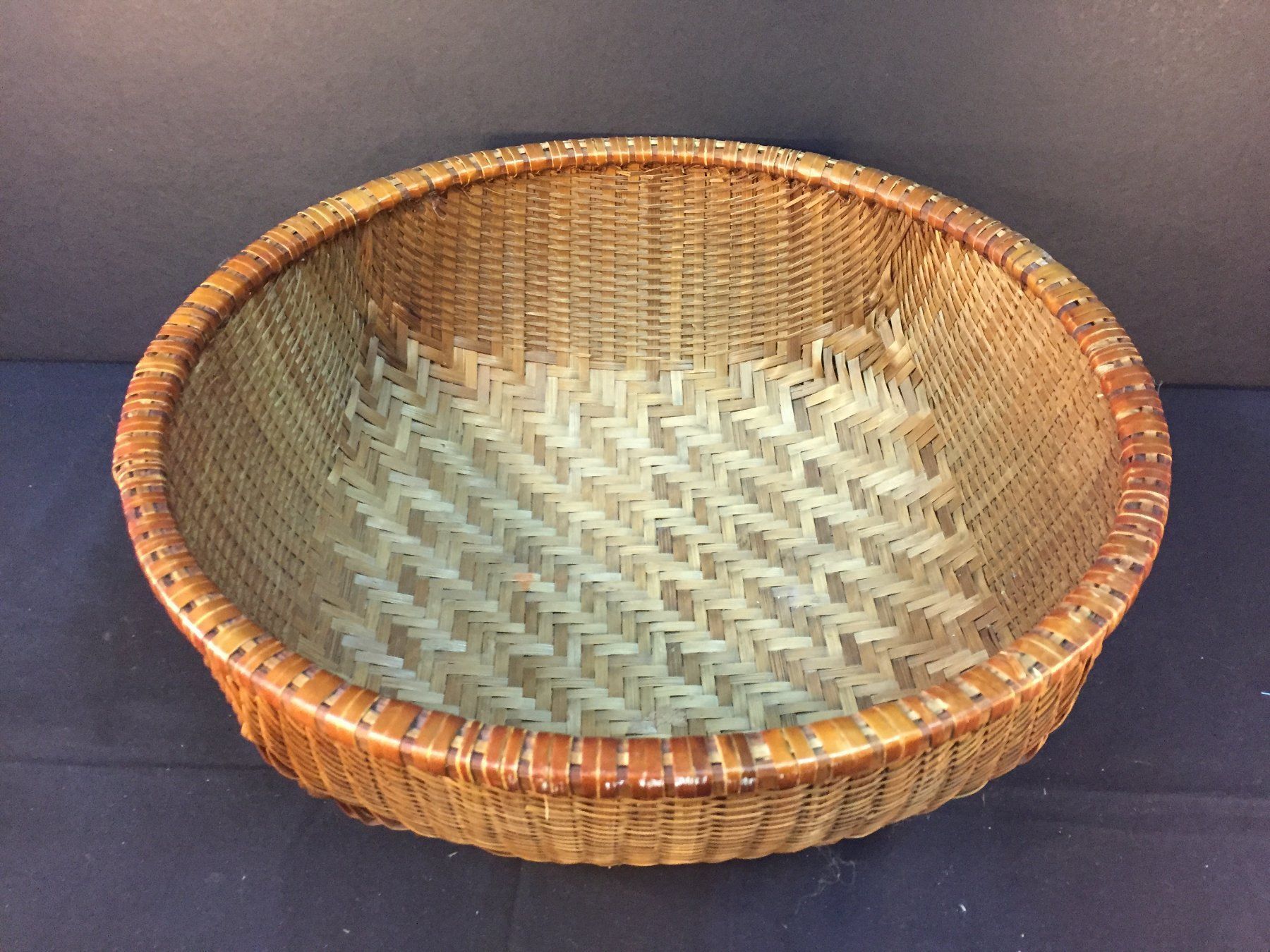 Altro per la casa: Vintage Elégante Korb Wäschekorb Deko – Usato da Schaffhausen venduto da sparzone 3