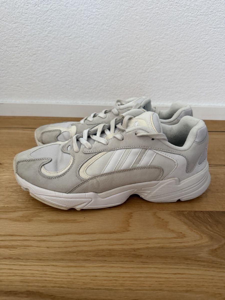 Adidas Chaussures hommes: Adidas Turnschuhe Grösse 46.5 – D'occasion à St. Gallen par mau_w9wb