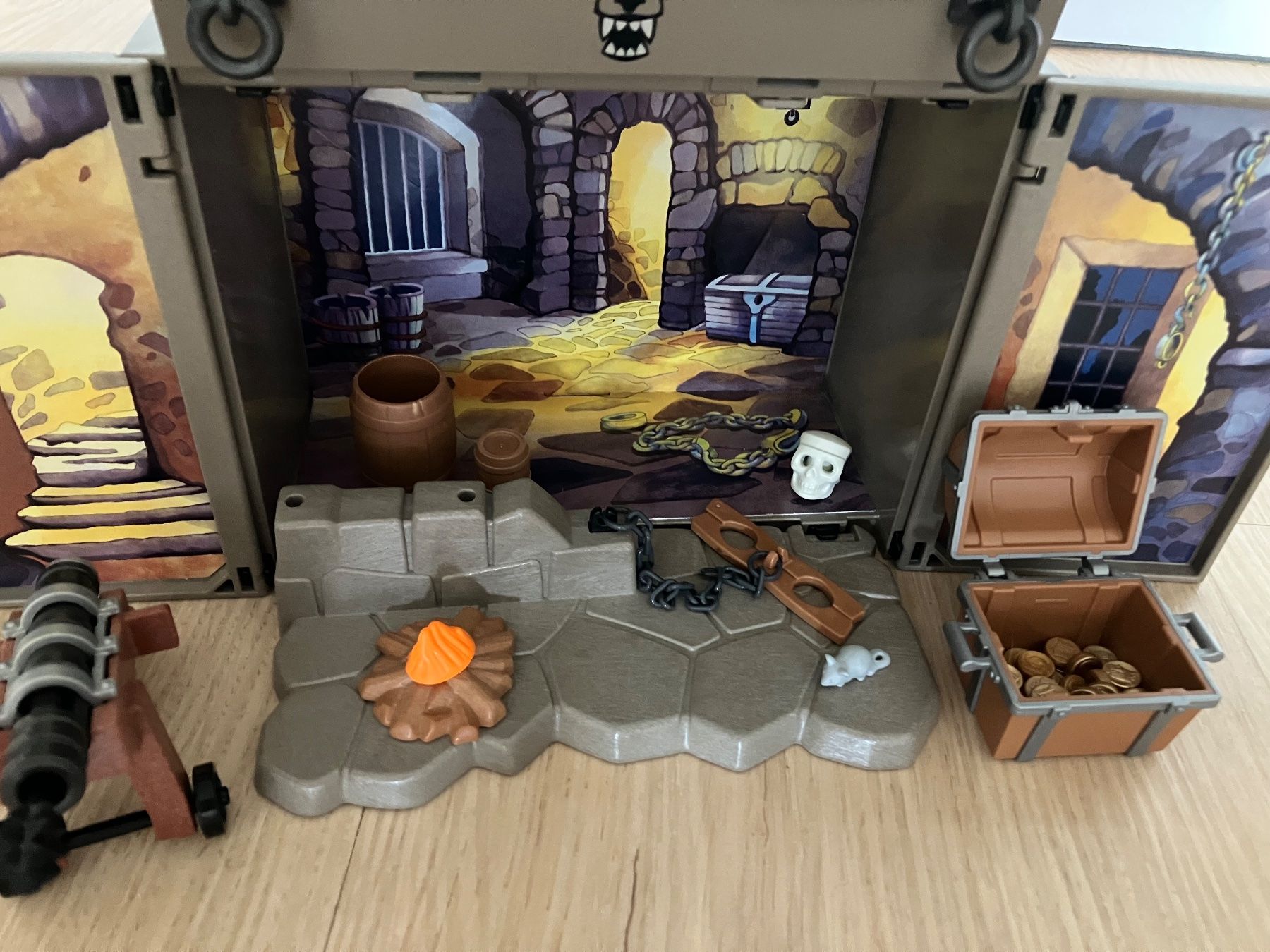 Playmobil Giocattoli: Playmobil 6156 Ritter Verlies – Usato da Ettingen venduto da esther82 1