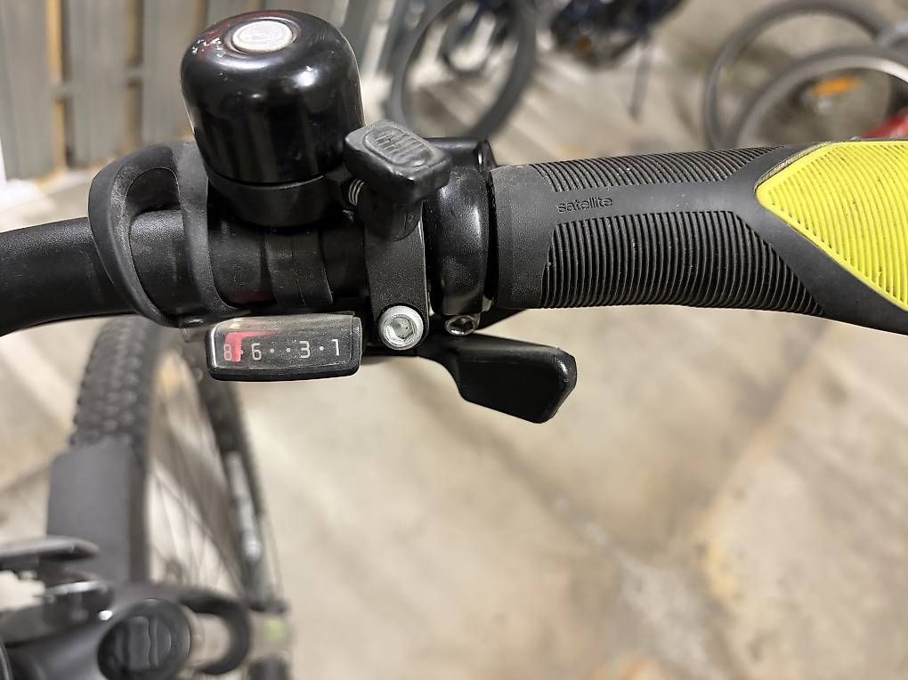 Velos: Trek Marlin 6 Mountainbike 29 – Gebraucht aus Maienfeld von Jasmin_laeser 2