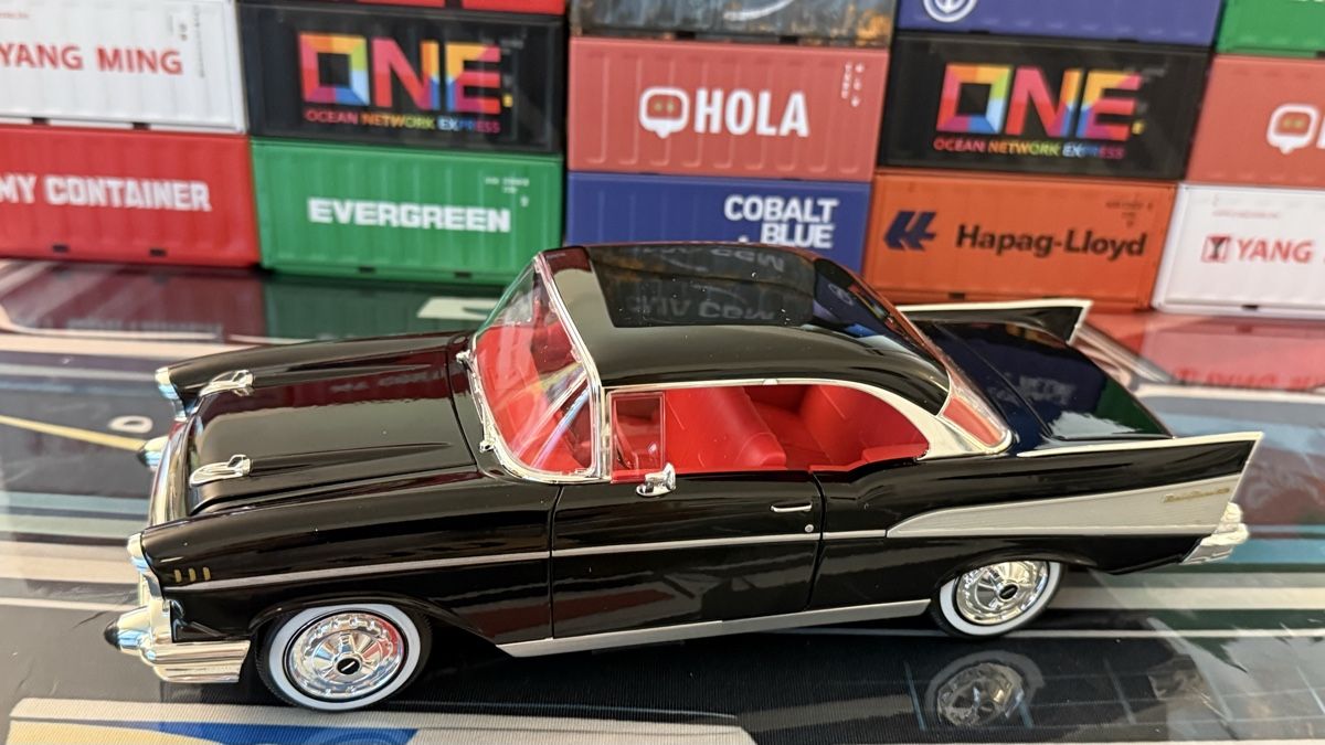 Chevrolet Modellautos: Chevrolet Bel Air 1957 schwarz  – Neu (gemäss Beschreibung) aus Basel von Zomeg 7