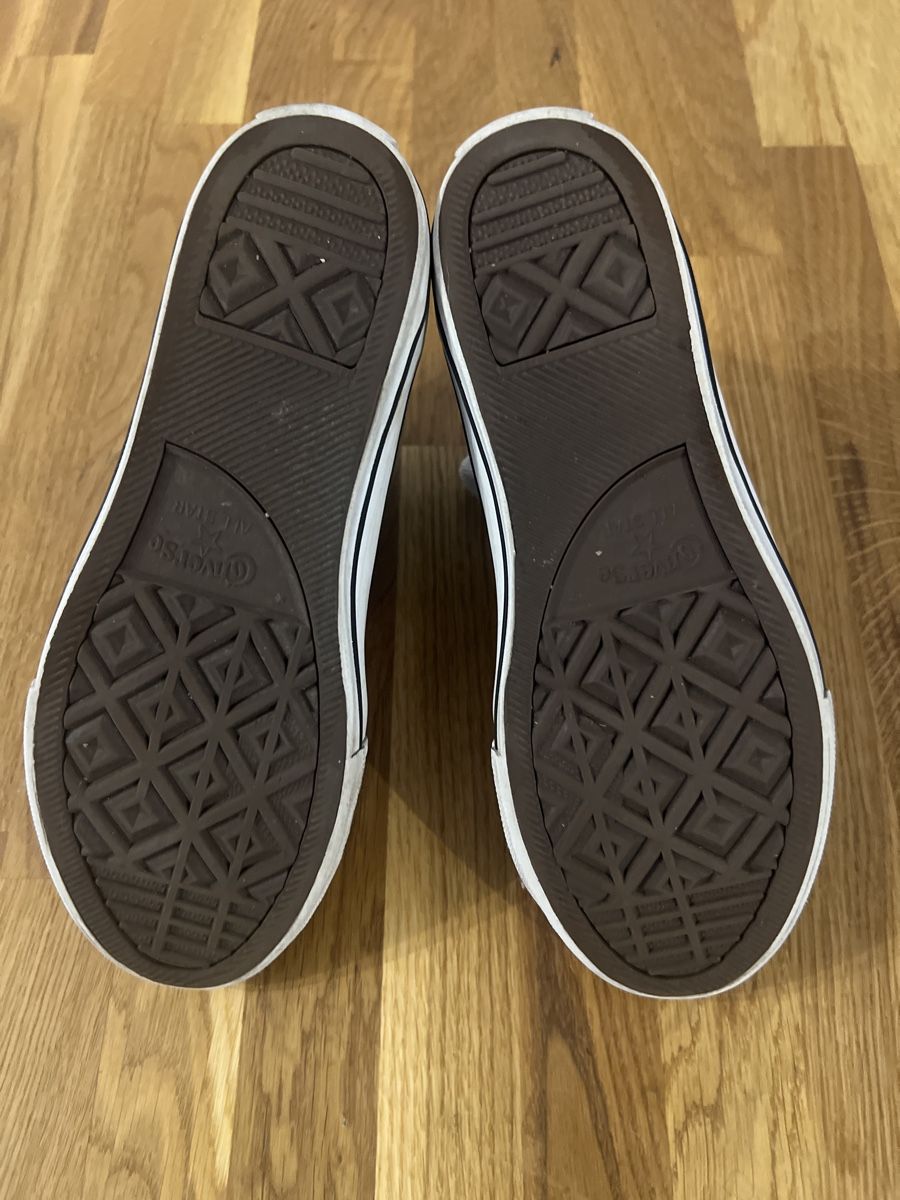 Converse Scarpe da donna: JOLIE CONVERSE  – Usato da Brügg BE venduto da traindenuit 2