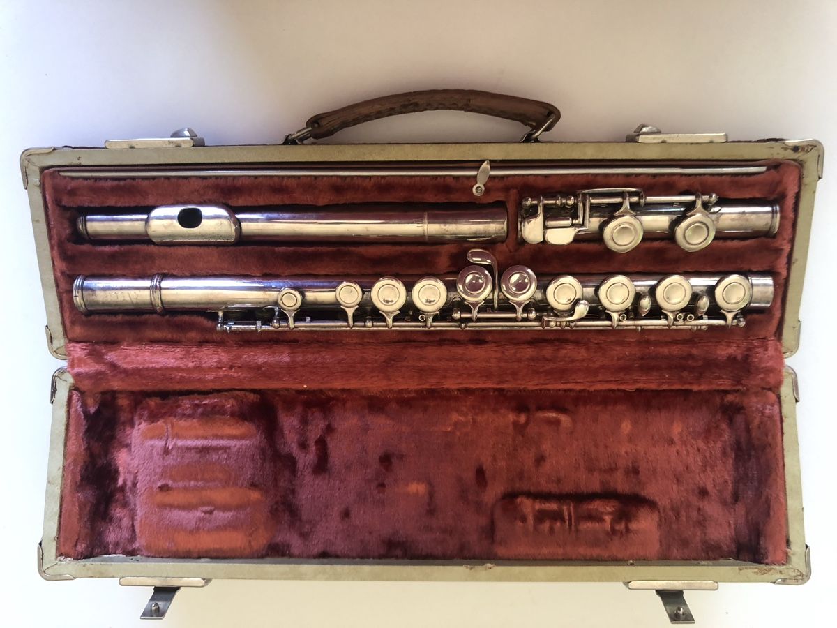 Strumenti musicali: Alte versilberte Artley Konzertflöte – Usato da Courfaivre venduto da Schroexel 2