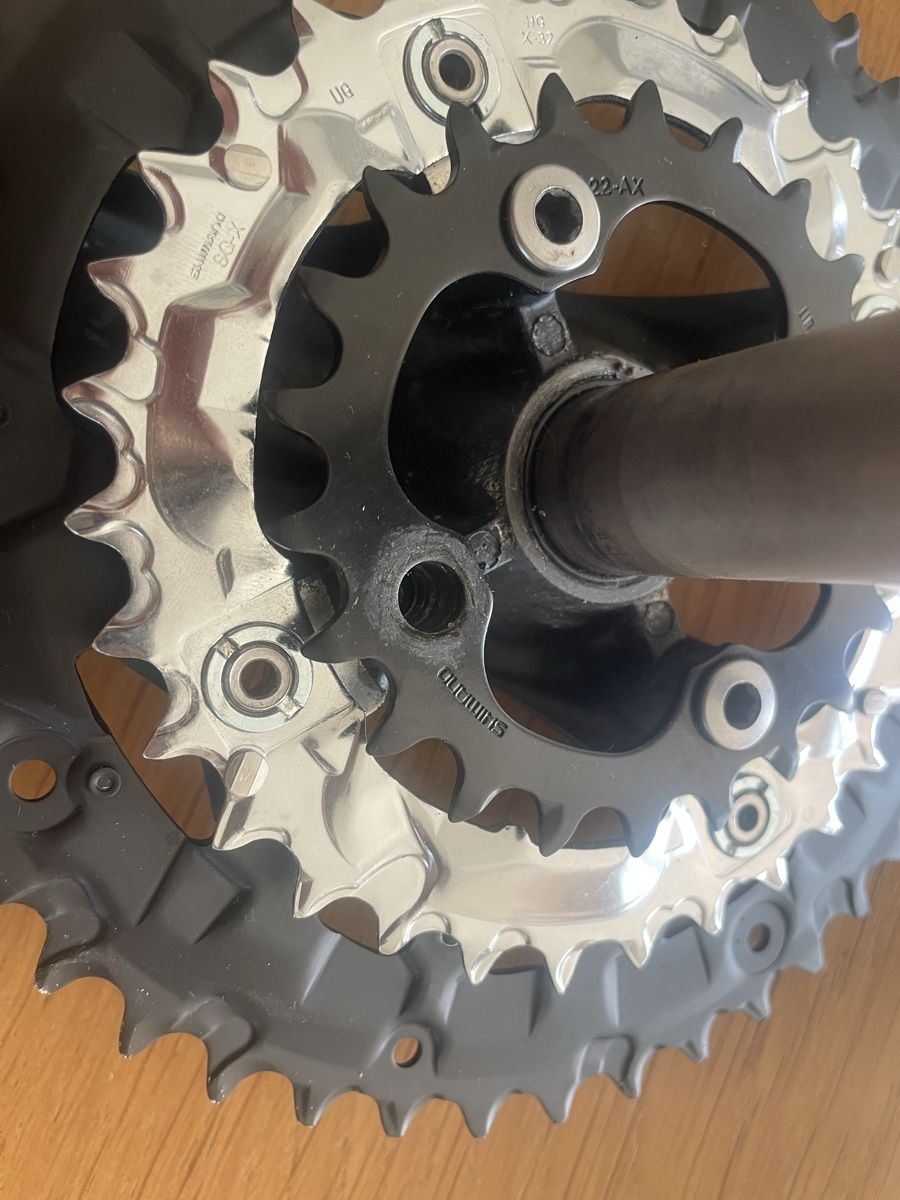 Shimano Pièces détachées: Alivio Crankset 44-32-22 – D'occasion à St-Prex par hotel_bravo 2