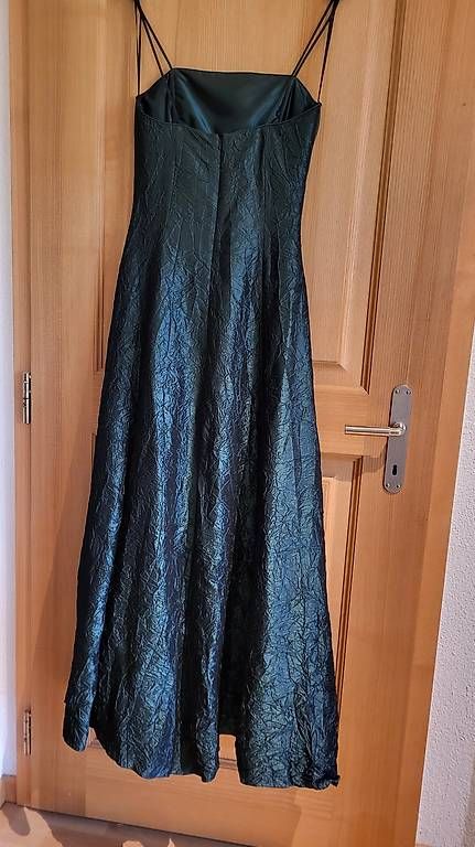 C&A Vestiti: Grünes Abendkleid – Usato da Muolen venduto da Simi897 1