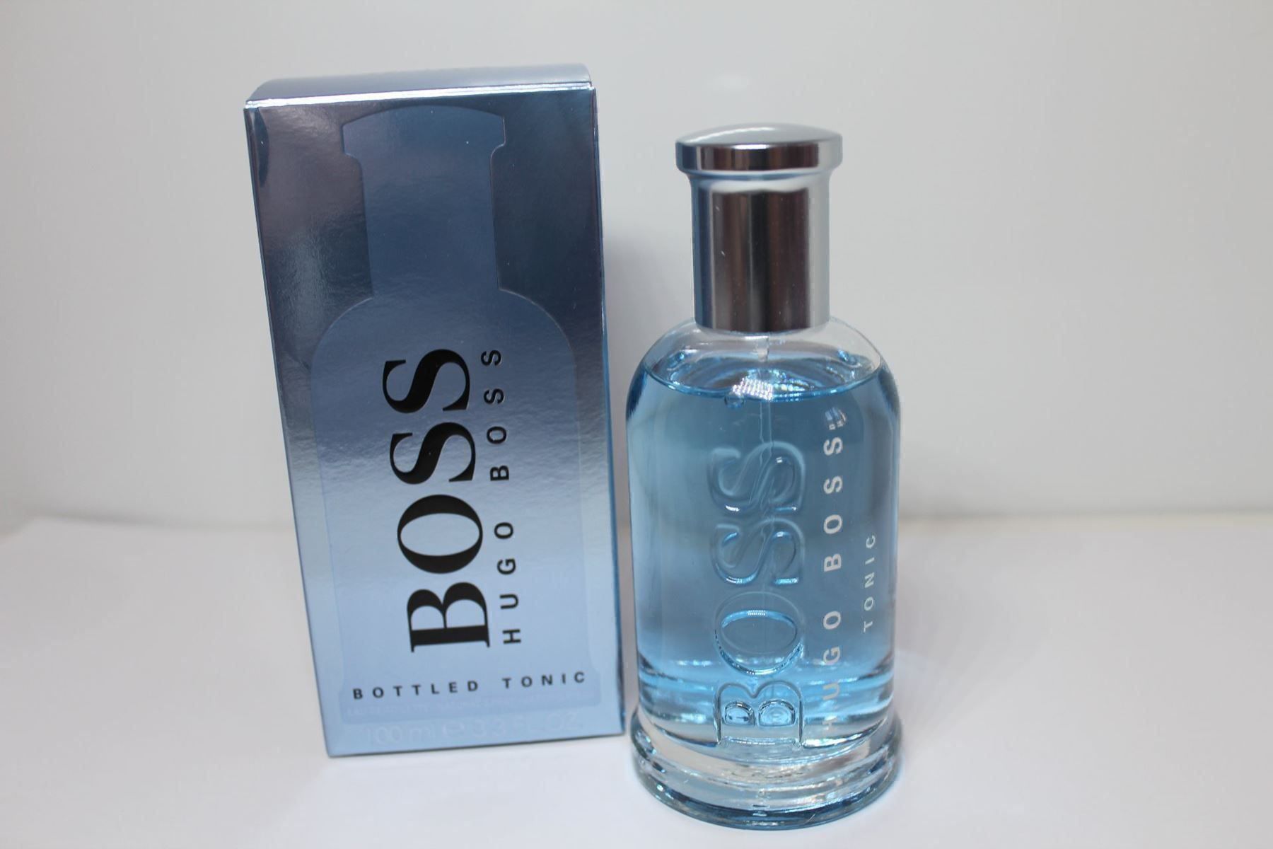 Profumi & Eau de Toilette: Hugo Boss Bottled Men Tonic EDT 100ml – Nuovo e nell'imballaggio originale da Buchs SG venduto da Parfumboutique