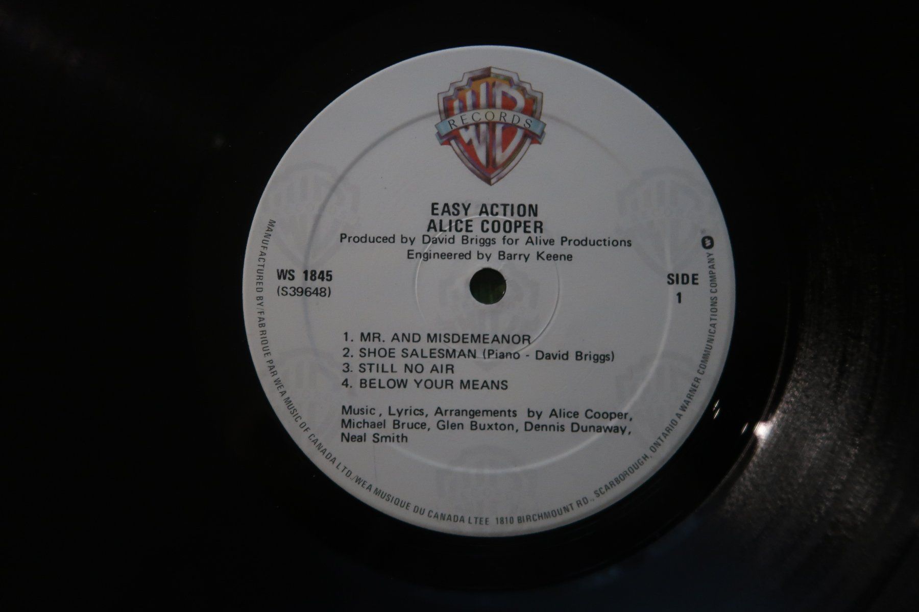 Dischi in vinile: ALICE COOPER - EASY ACTION - VINYL LP – Usato da Basel venduto da Patiscat 2