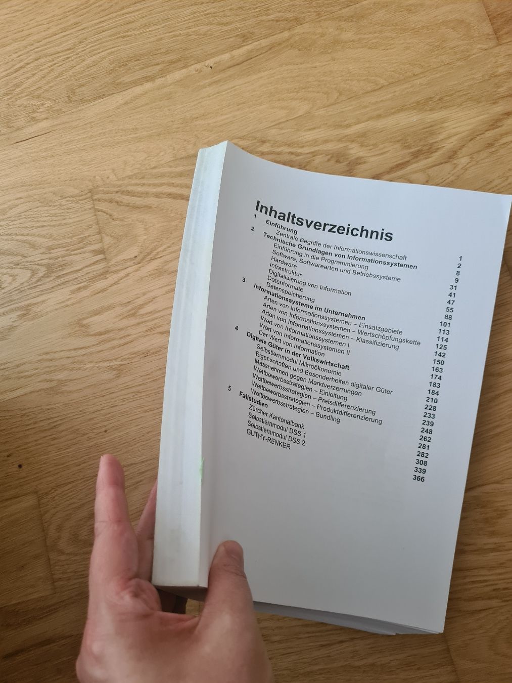 Bücher: Informatik Lehrbuch – Gebraucht aus Horw von Mirii91 1