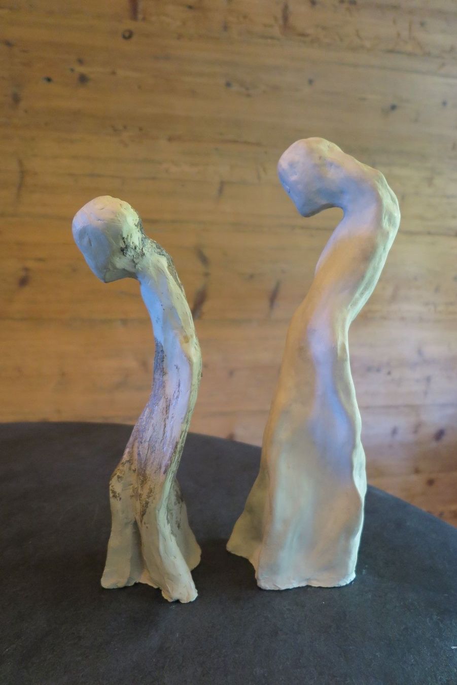 Skulpturen & Statuen: zwei Figuren, Paar aus Ton – Gebraucht aus Wald AR von kunkels01 3