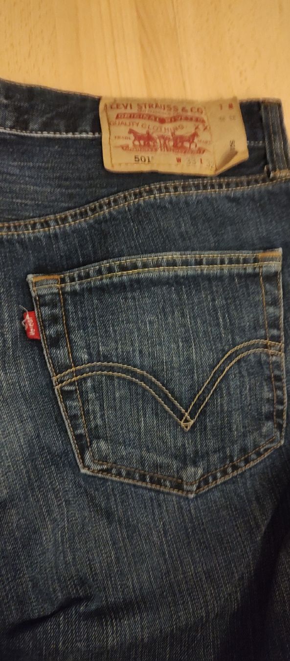 Levi's Pantaloni: Levi's 501 Herren Jeans mit Knopfleiste – Nuovo (secondo la descrizione) da Grenchen venduto da car_qq2t 3