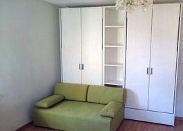 Schrankbett mit Sofa – 2 Einzelbetten (90 × 2)