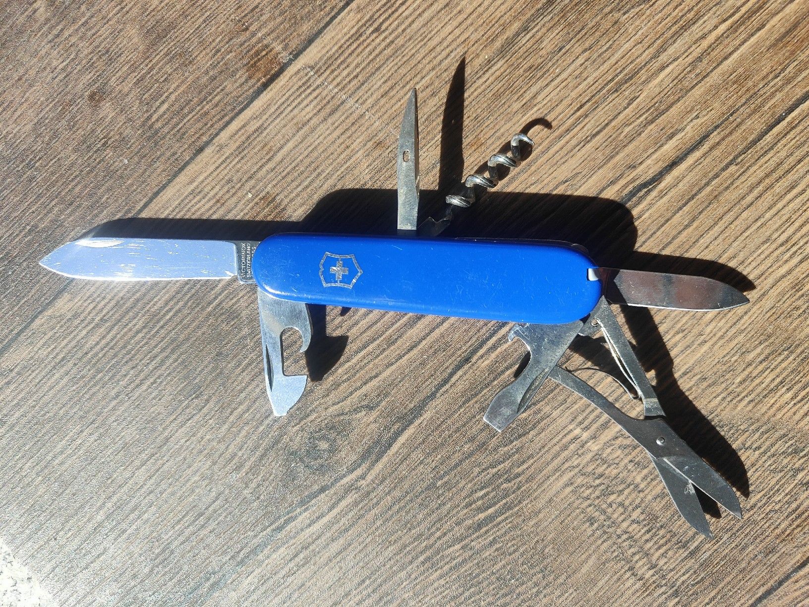 Victorinox Coltelli tascabile: Schweizer Sackmesser Victorinox Blau – Usato da Emmen venduto da Mocck 4