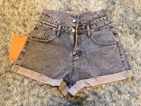 Short / kurze Hose label M ehe S